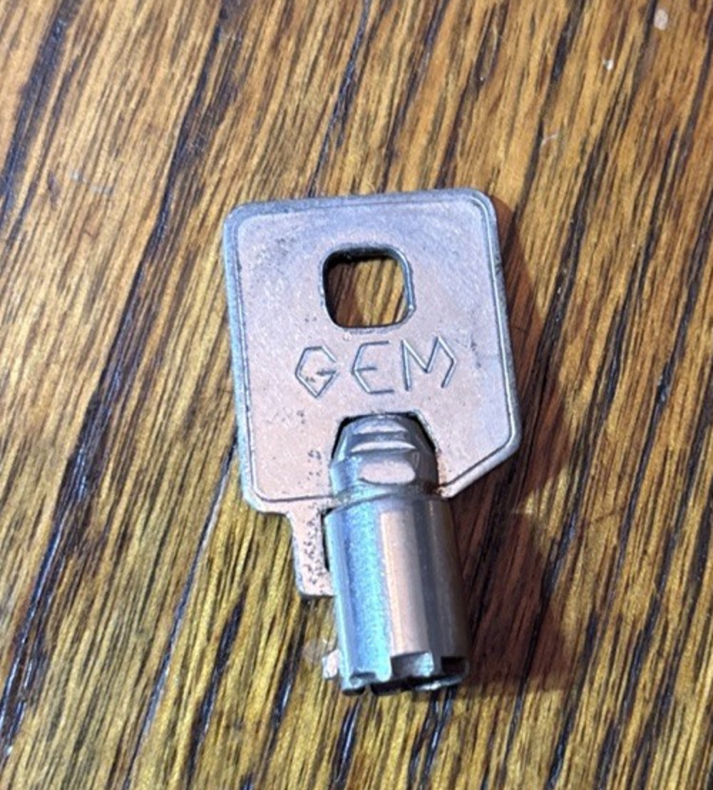 GEM Fort Lock Replacement key 27380